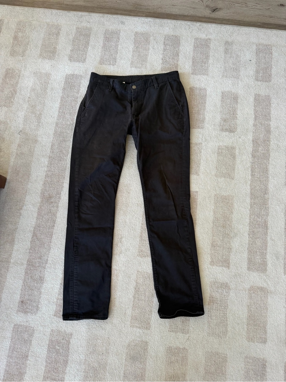 Levi's Straight Men’s Black Pants. 34 x 34
